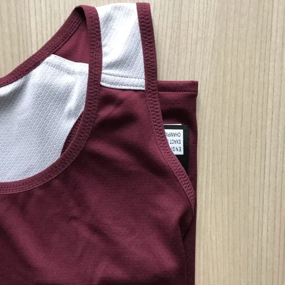Nike Red Athletic Work Out Tank Top - Picture 6 of 10